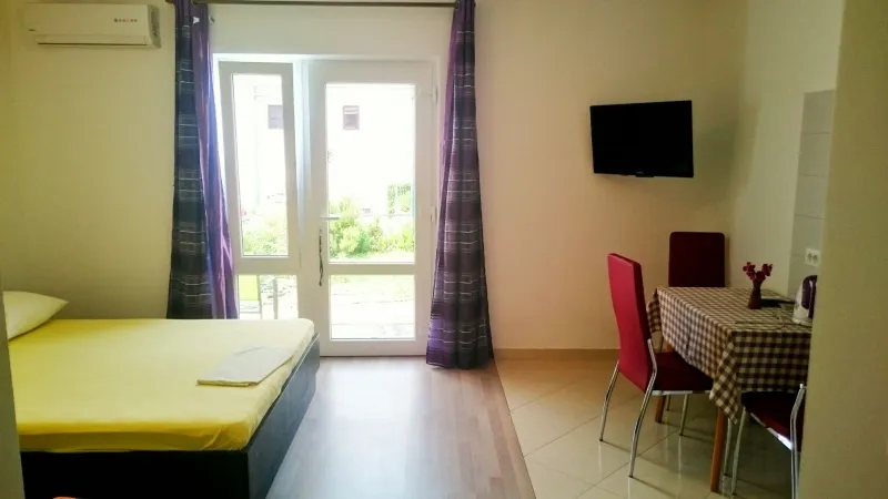 Studio-apartman rozi