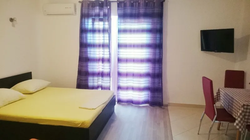 Studio-apartman rozi