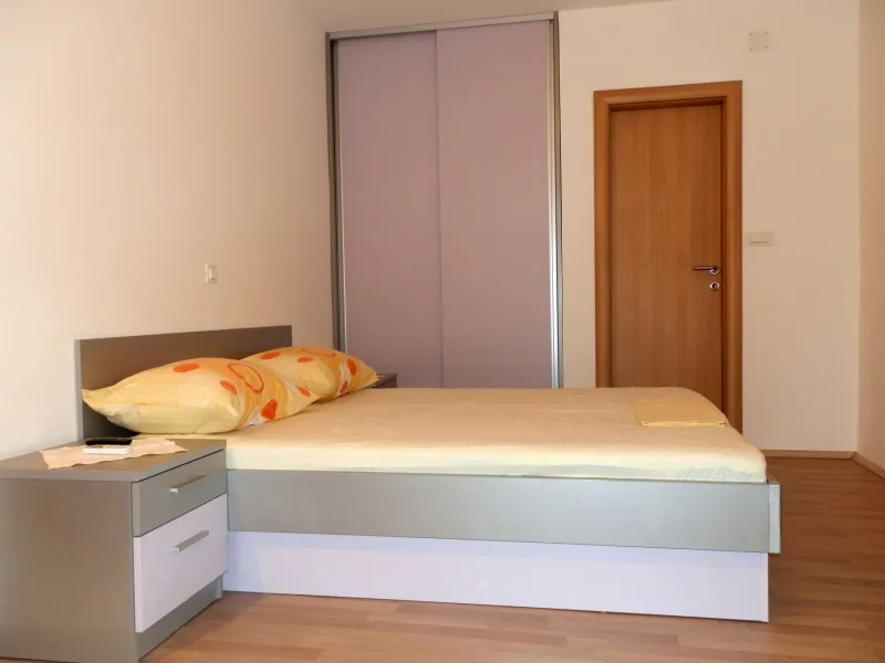 Studio apartman- narančasti