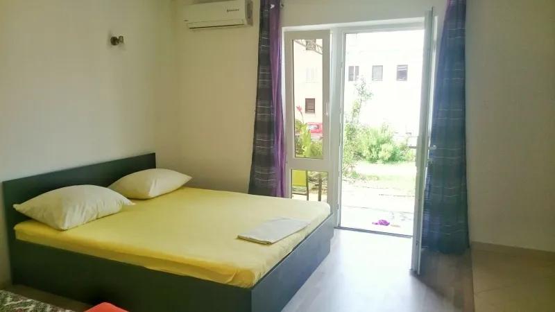 Studio-apartman rozi