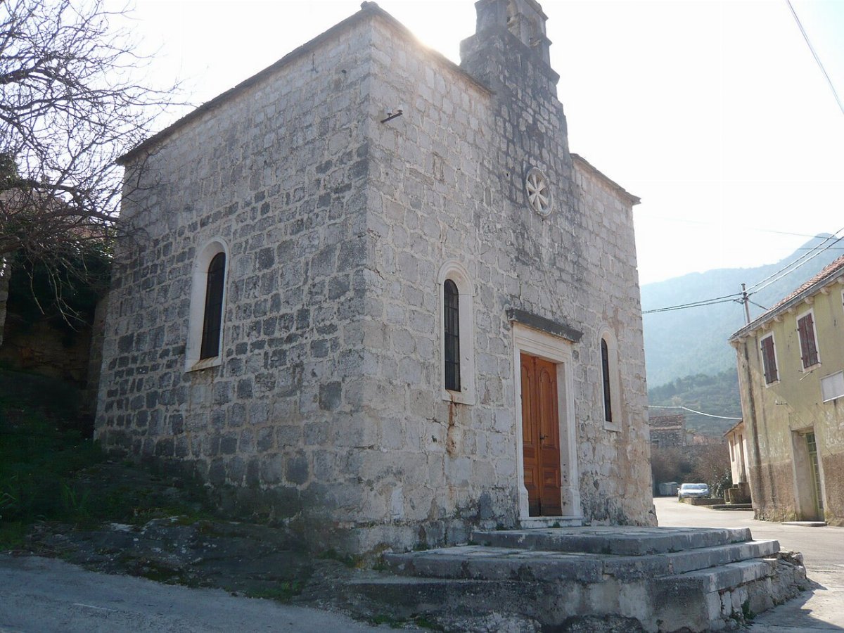 Kostol sv apolonie vrisnik