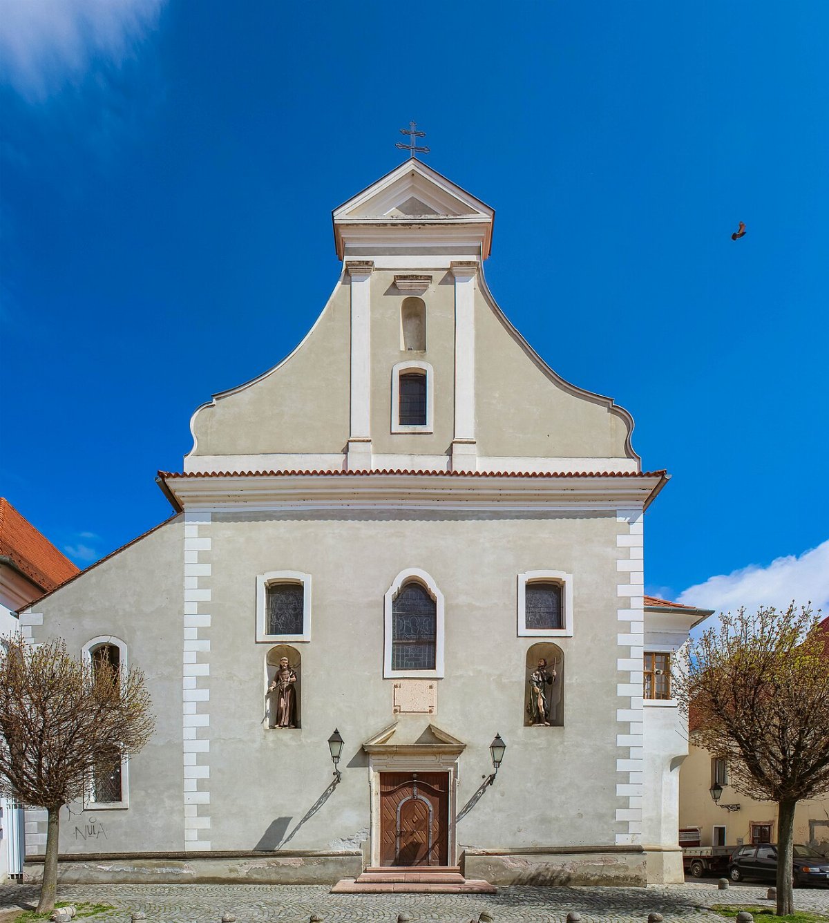 Kostol sv kriza s klastorom osijek